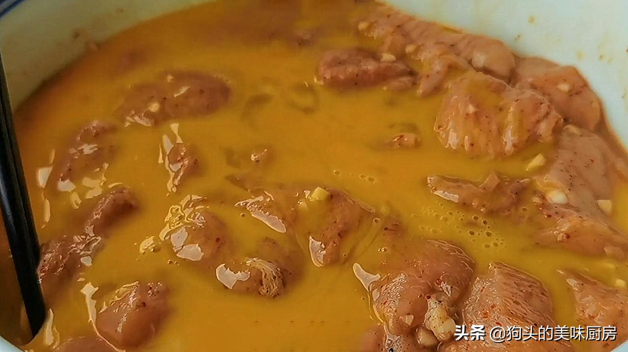 炸鸡块不裹面粉最简单的做法,过年炸鸡块用淀粉还是面粉好吃