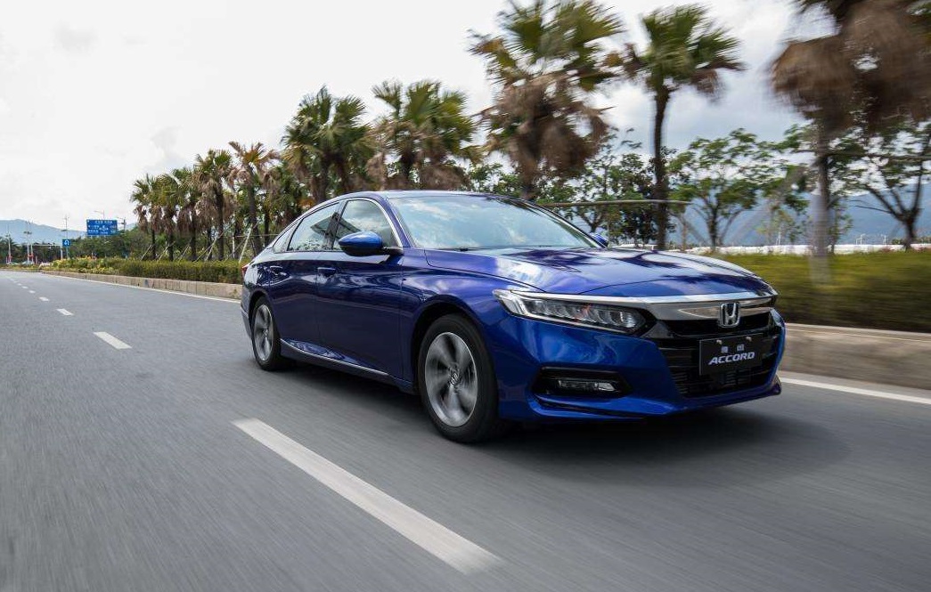 方向盘上resset意思,方向盘上有res和set是什么车