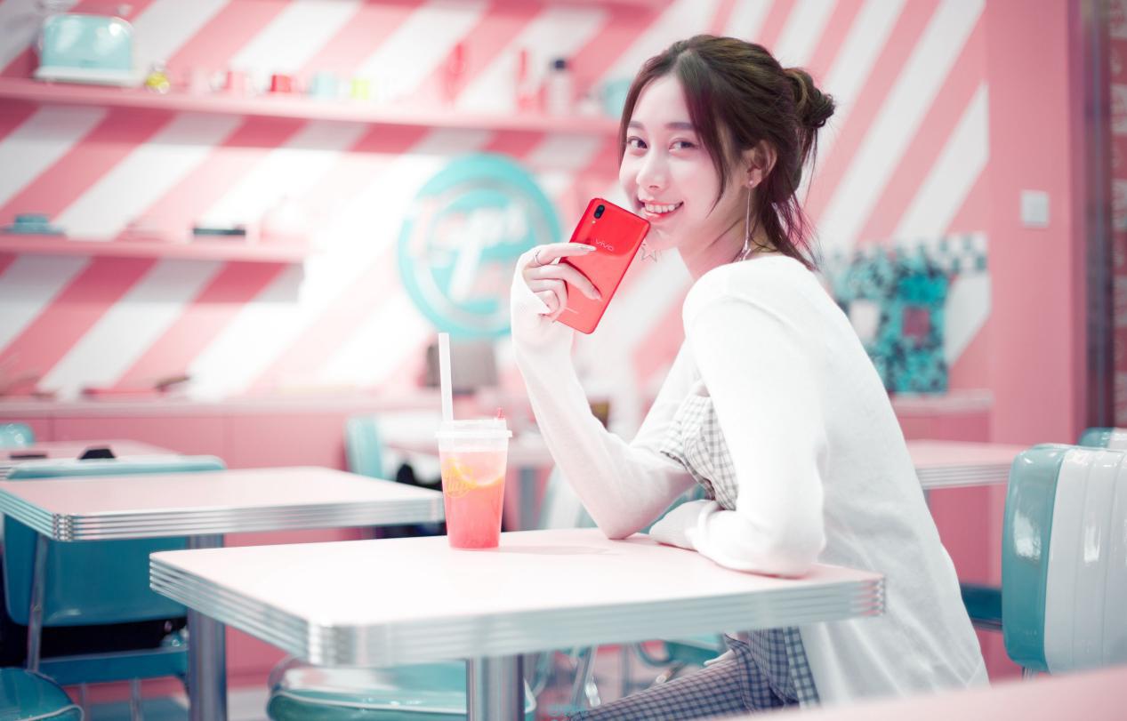 不会拍照怎么使用相机,不会拍教你用云台拍摄技巧