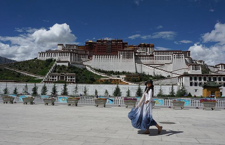 布达拉宫旅游全攻略,布达拉宫旅游攻略详解