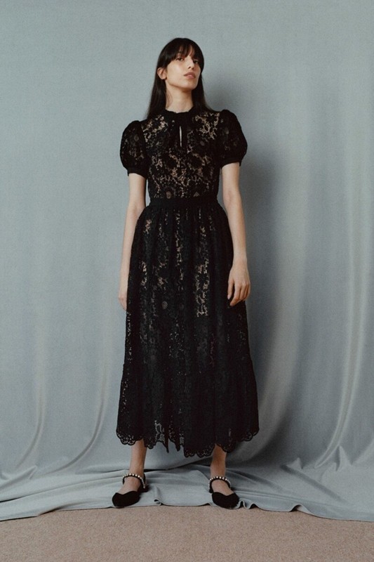 白蕾丝如何穿好看,蕾丝控怎么穿才好看