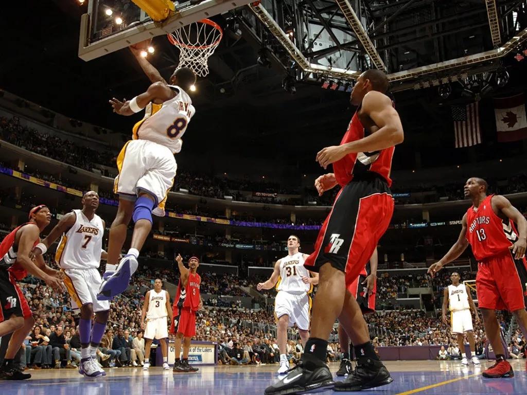 重温经典科比81分,科比永远热泪盈眶