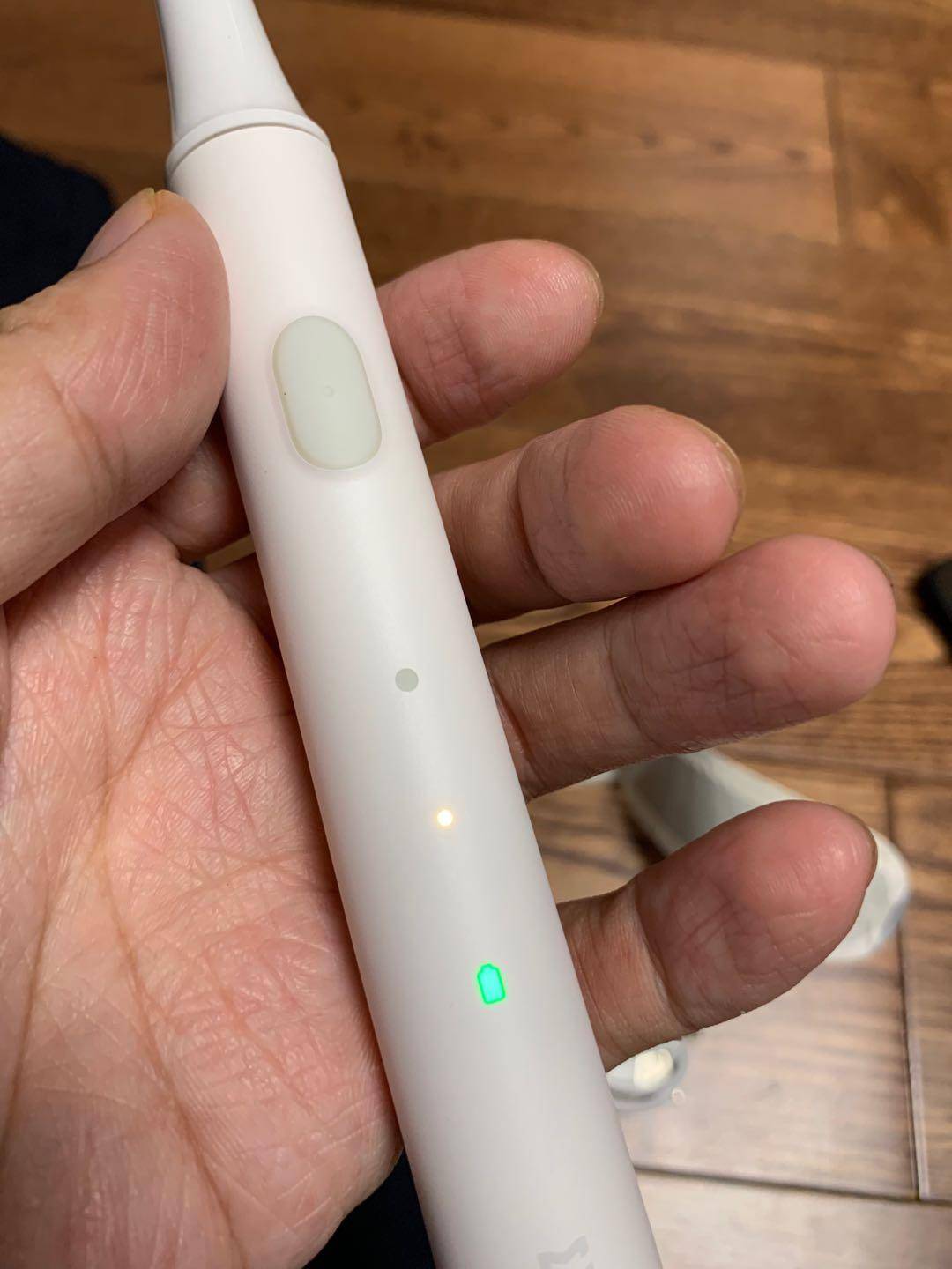 真我电动牙刷n1和小米t100,便宜点电动牙刷值得买吗