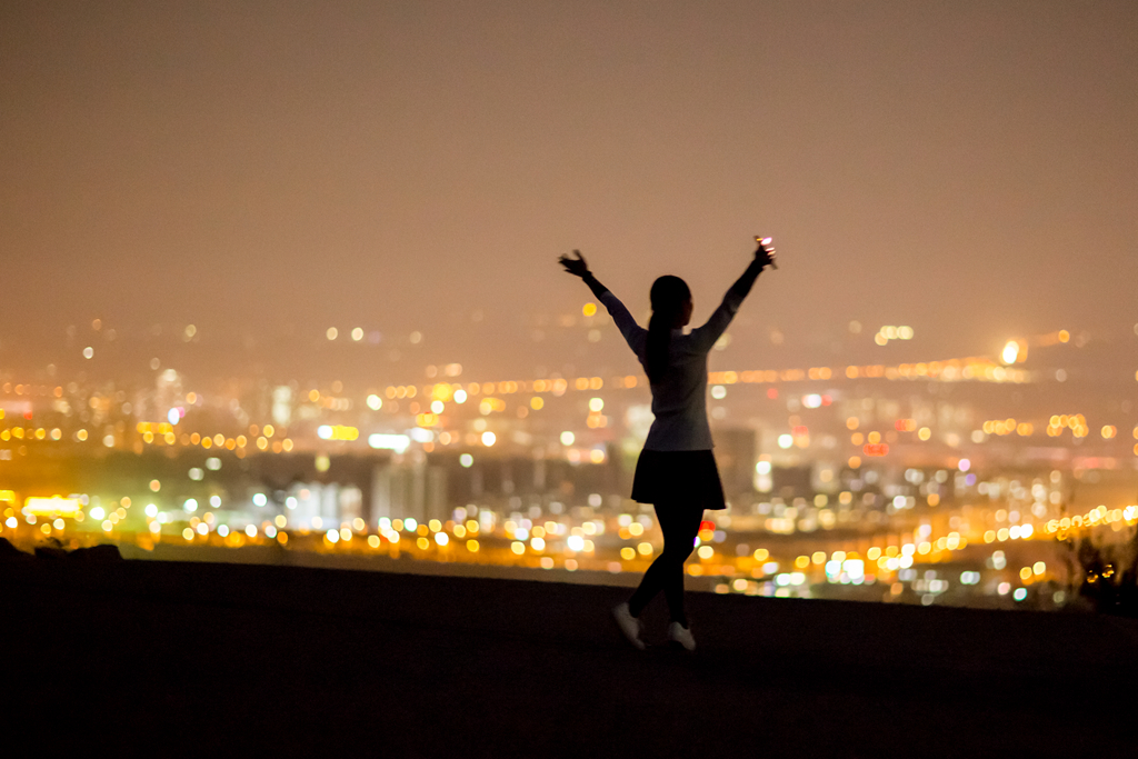 照片非常不清晰怎么办,照片平淡怎么调色