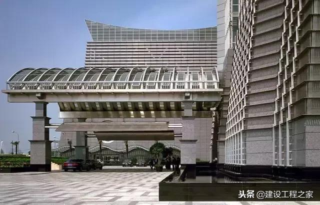 上海金茂大厦建了多少年的历史了,金茂大厦谁投资建的