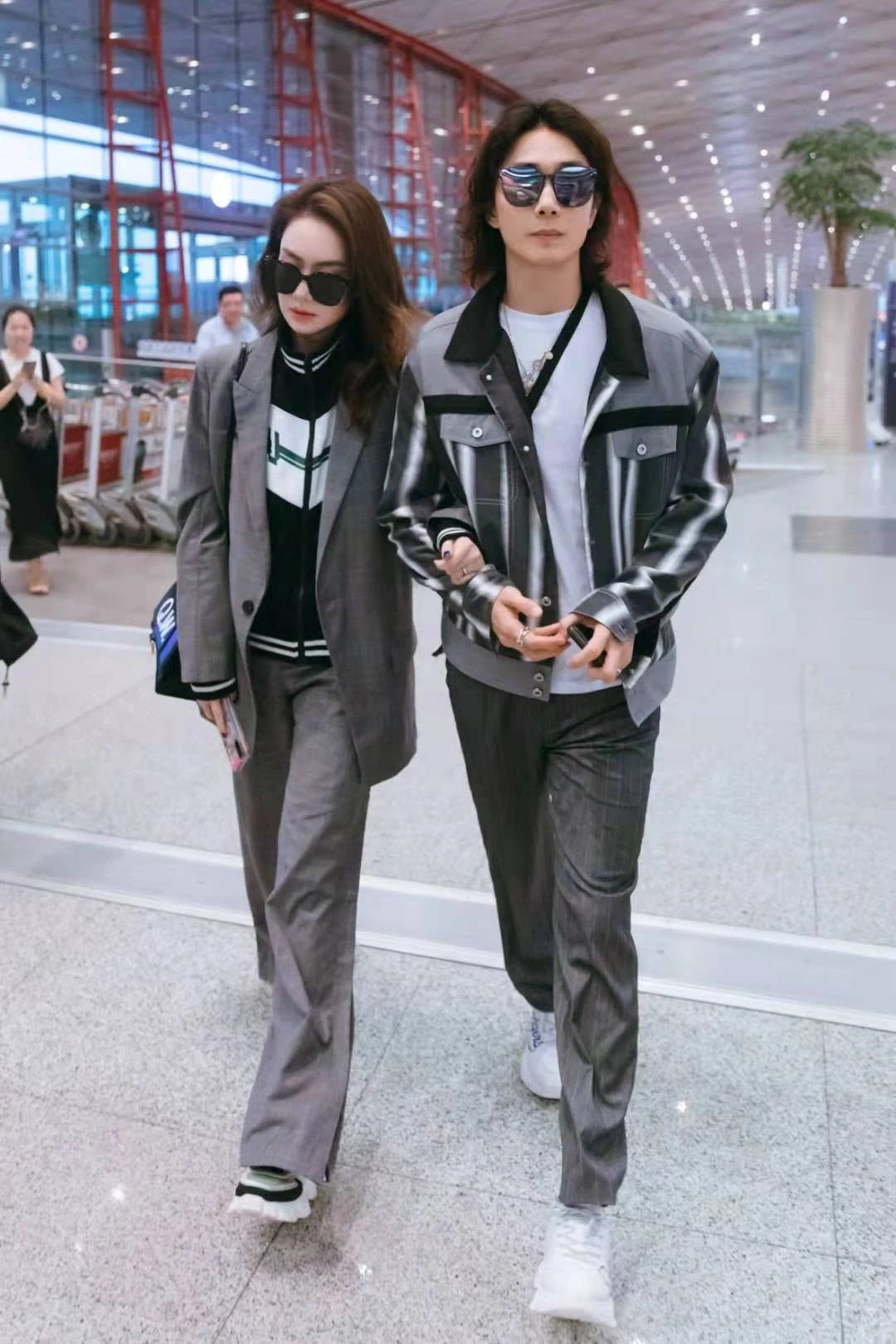 服装搭配师教你穿搭技巧视频教程,怎么提升自己的衣品和搭配