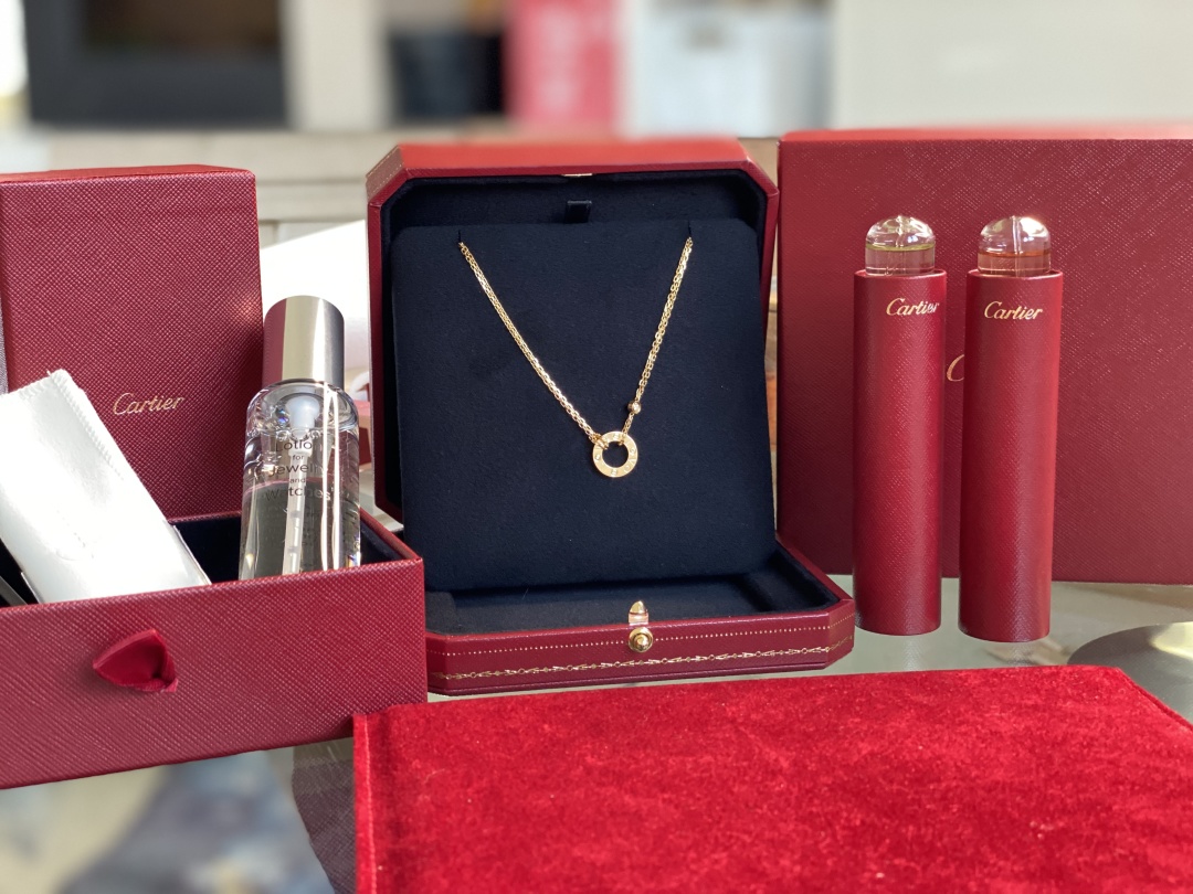 卡地亚的珠宝有什么魅力,20年前的卡地亚高级珠宝