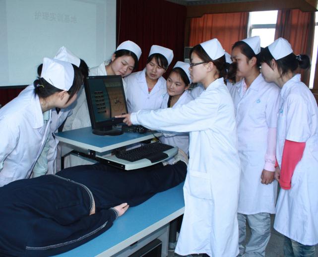 想学医就选这五个医学专业,专科也能学中医学吗