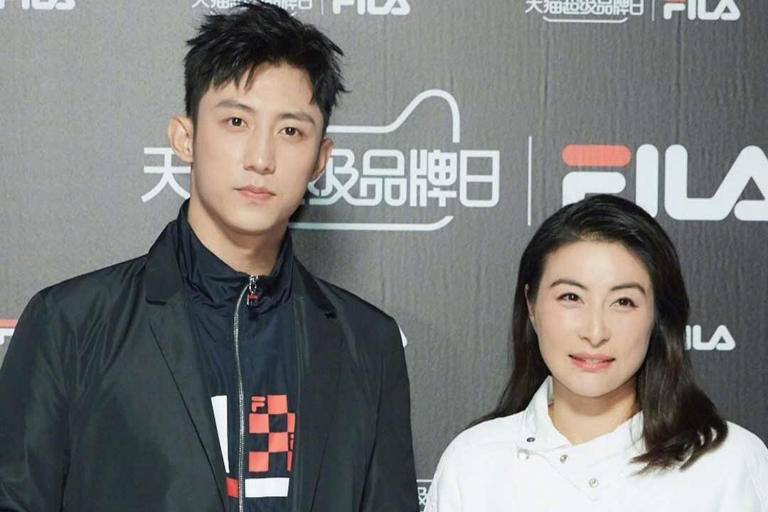 郭晶晶霍启刚接受港媒采访,郭晶晶霍启刚这两天在忙什么