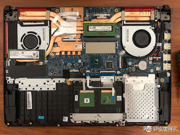 华硕飞行堡垒七可以连蓝牙键盘吗,华硕飞行堡垒7屏幕一闪一闪