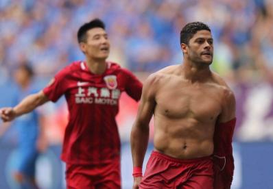 足坛身材最完美的几个球员,足球巨星c罗身材