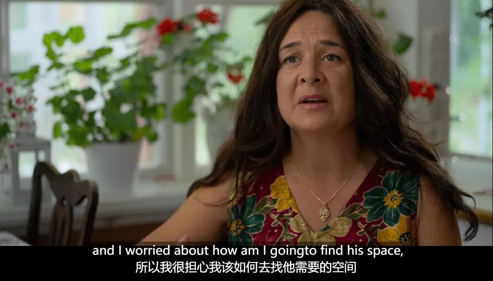 耗费十余年打造透明“自然屋”，瑞典爸爸终与自闭症儿子和解