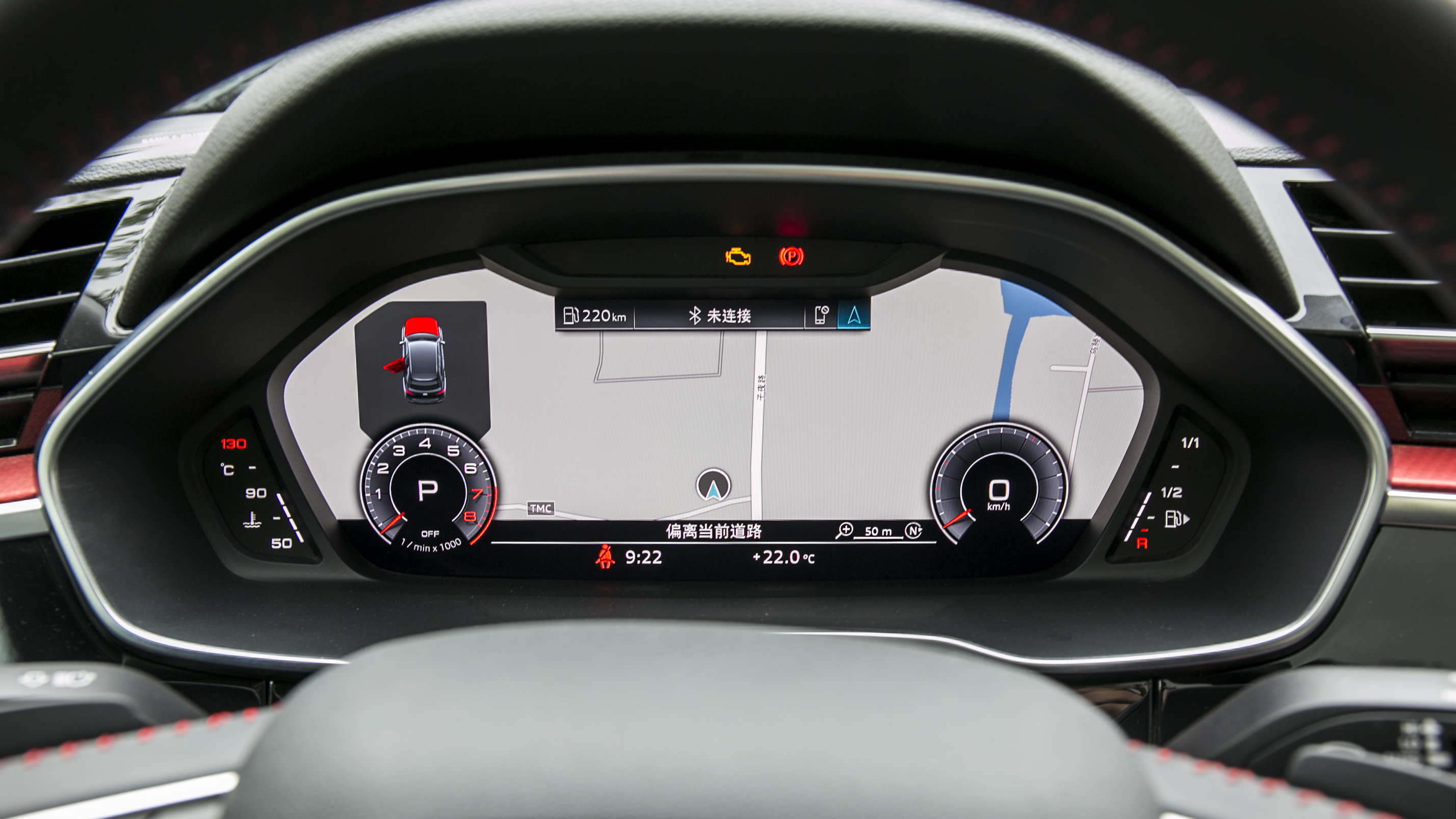 城市中的一抹魅影试驾奥迪q3轿跑,外表张扬内心温柔