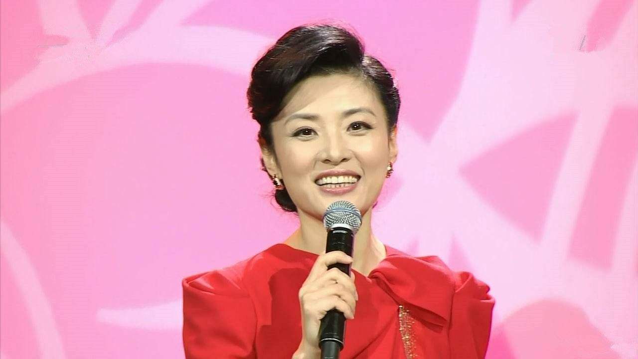 周涛转投湖南台？她离开央视不是因为争一姐，也不是为给女儿治病