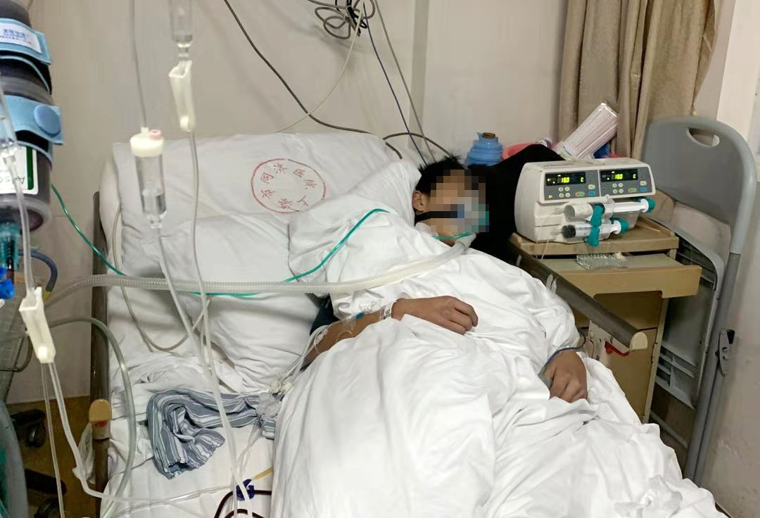 14岁上海中学生喝农药身亡，同学称“他在学校长期被欺凌”