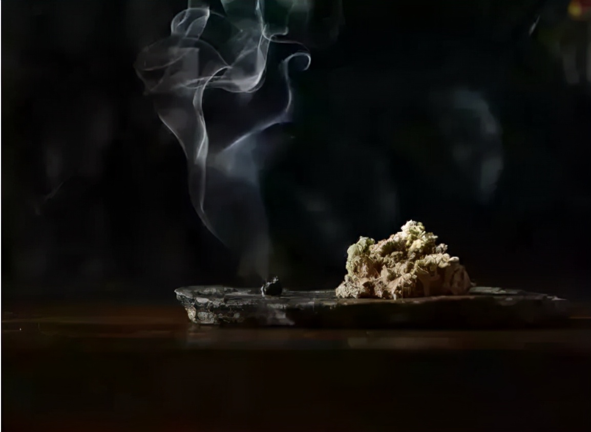 中医艾灸疗法课程,中医灸疗法大全