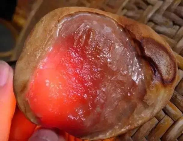 捡到这些石头不要扔真的很值钱,哪些石头价值连城千万别扔