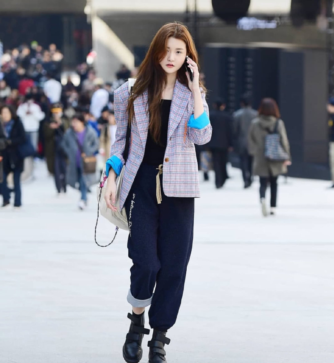 韩国复古风穿衣搭配,韩国首尔女生的早秋穿搭