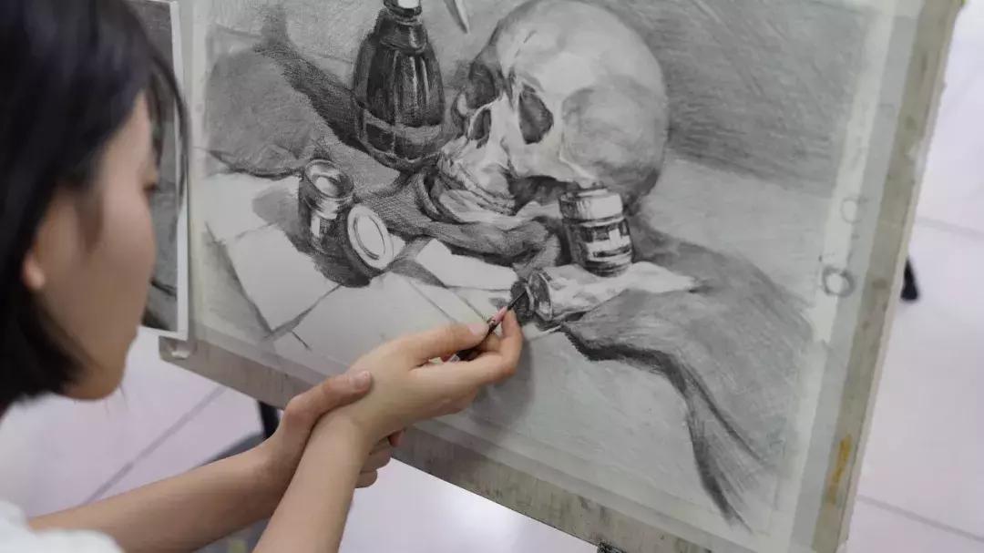 屹立画室最新视频,屹立画室直播