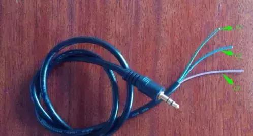 网络摄像机怎么接入模拟录像机,摄像机音频如何接拾音器