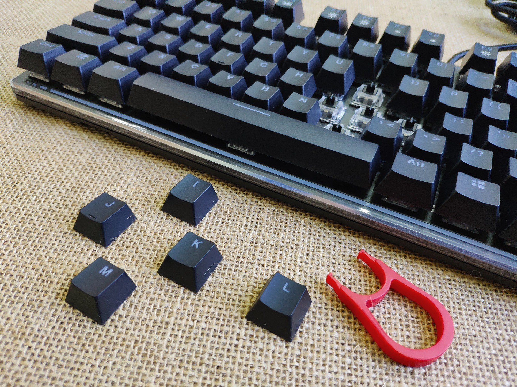 入门级机械键盘选雷柏还是达尔优,入门级机械键盘推荐