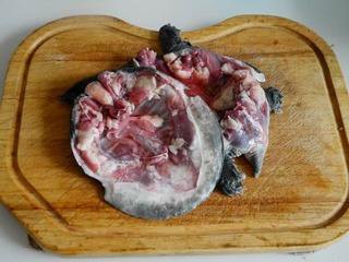 杀甲鱼煲汤正确方法,甲鱼从杀到做汤全过程