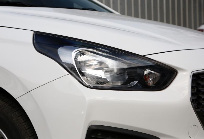 现代瑞纳与大众捷达哪个质量好,大众捷达和现代瑞纳对比