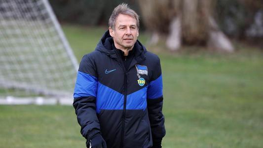 兰前锋皮杨特克20个月换了8个教练,曾经的神锋如今已是强弩之末