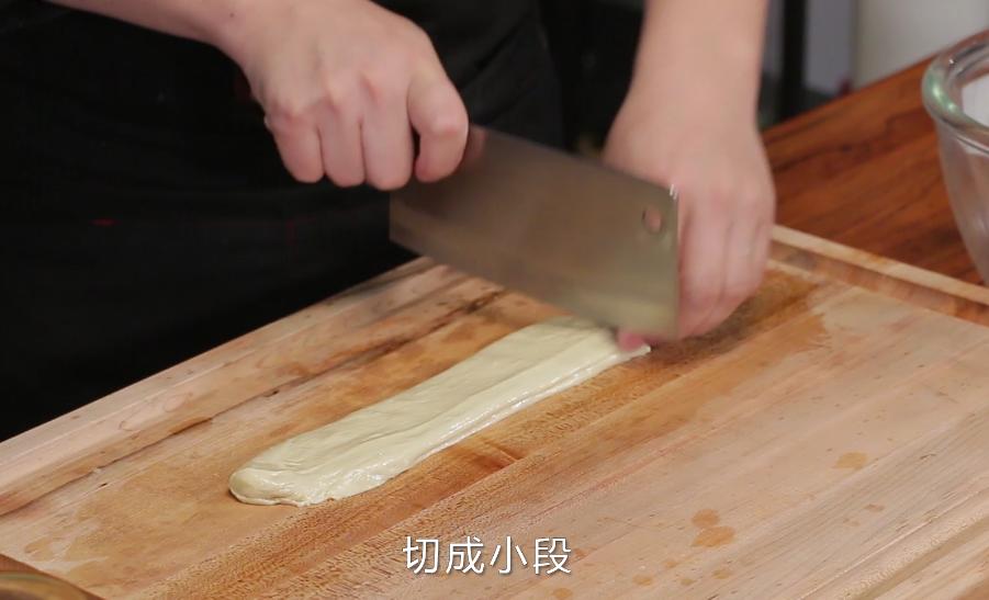 厨师长教你一个炸油条的方法,无矾油条配方及做法