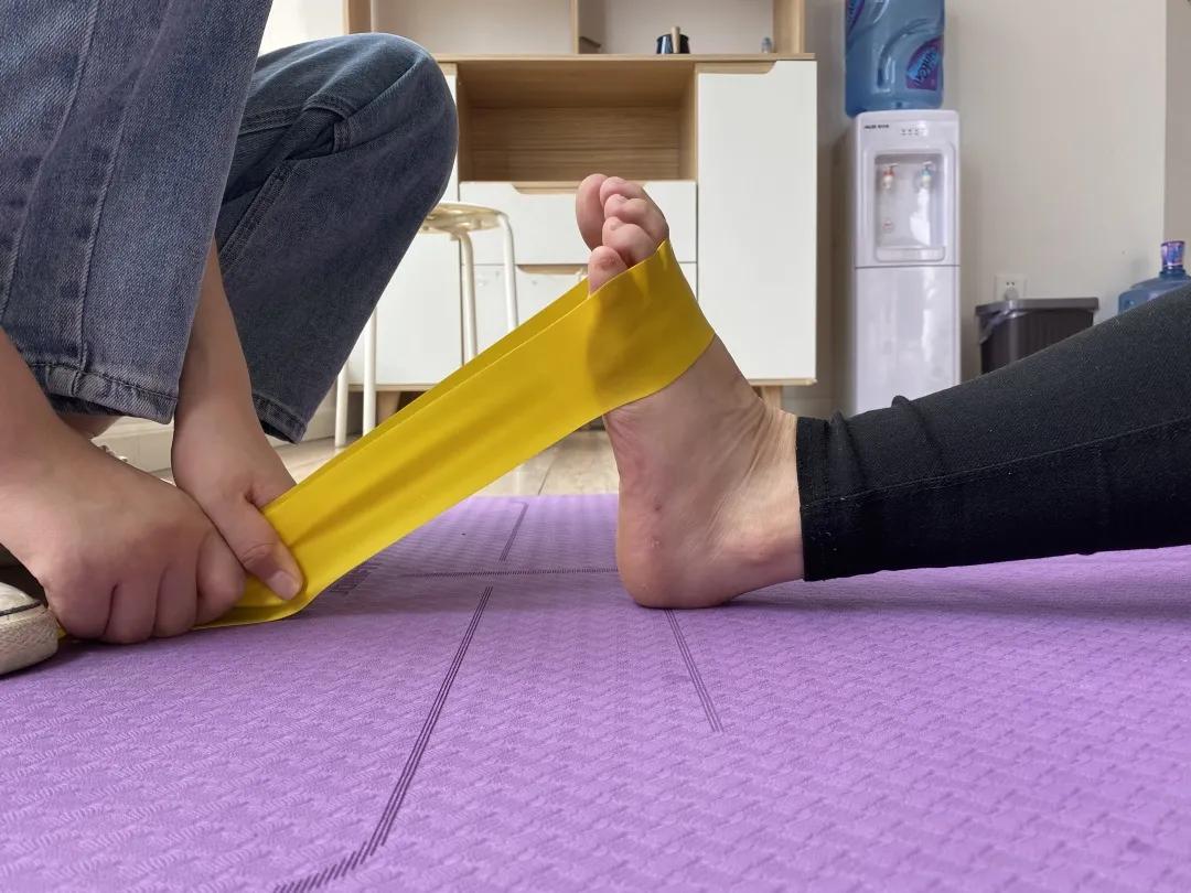 跟腱术后康复训练指导视频,跟腱断裂术后康复训练
