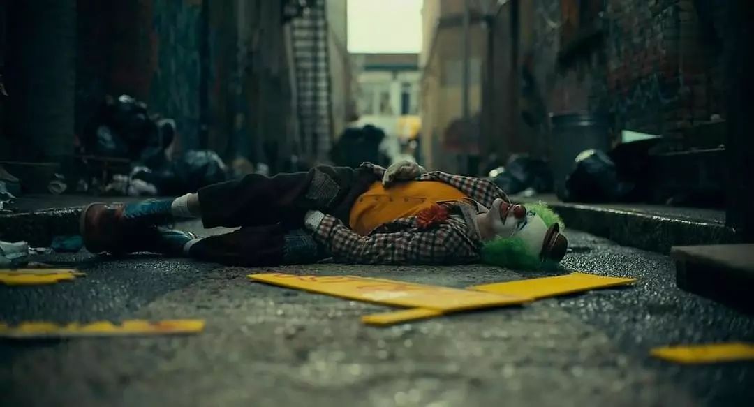 卸完妆怎么看出来卸干净了,卸完妆眼睛看事情发白