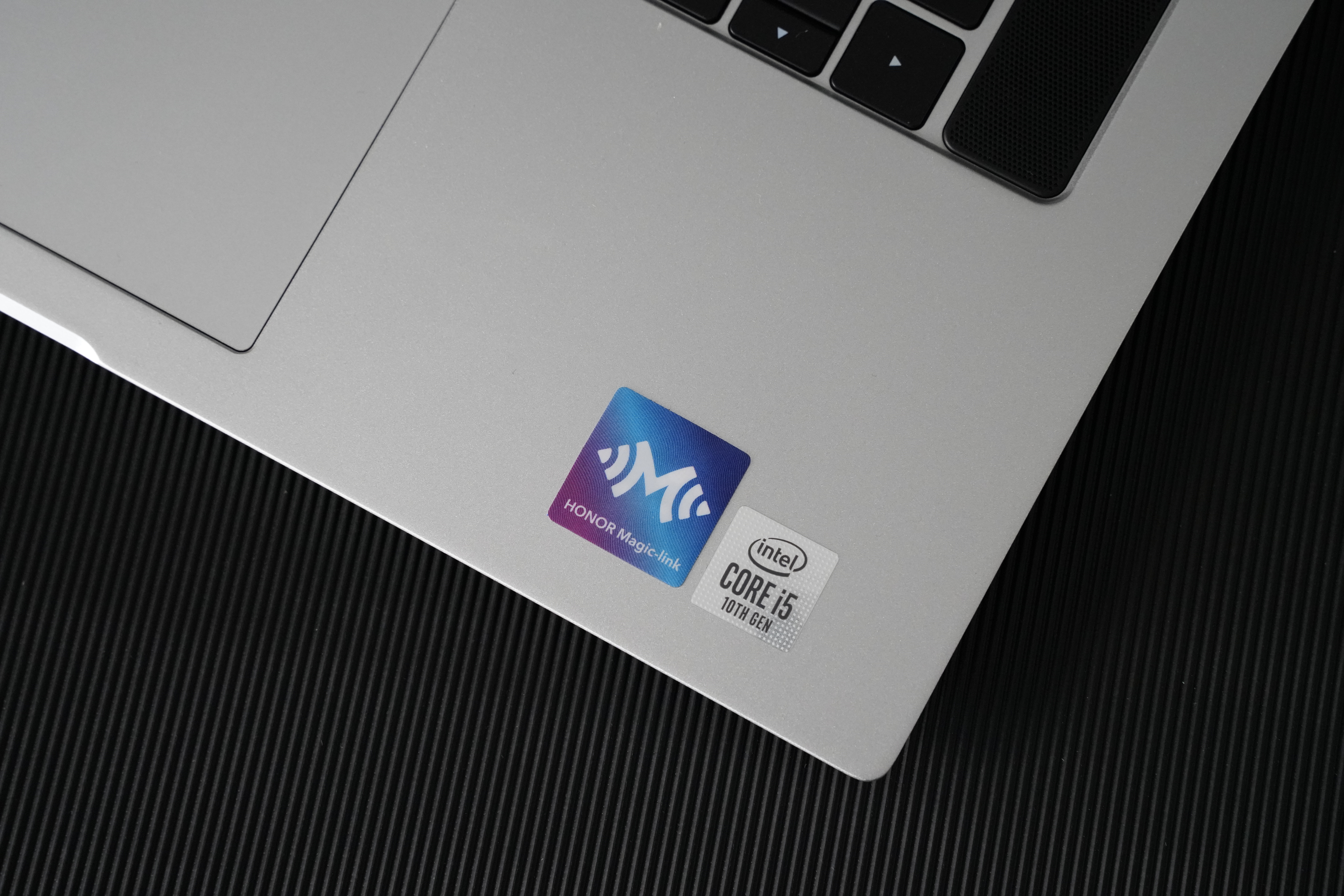 荣耀magicbookpro2020拆机,荣耀magicbookpro2020版拆解