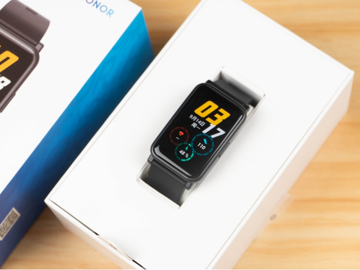 荣耀es智能手环手表,荣耀手表es运动功能演示