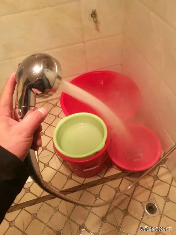 农村太阳能热水器水压太小怎么办,农村水压不够电热水器怎么用