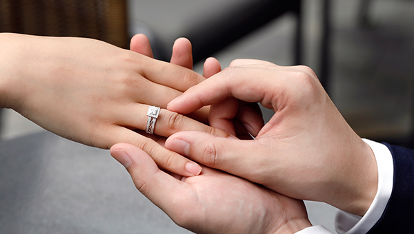 au750pt950p990哪个含金高,au750钻戒戒托是什么材质的