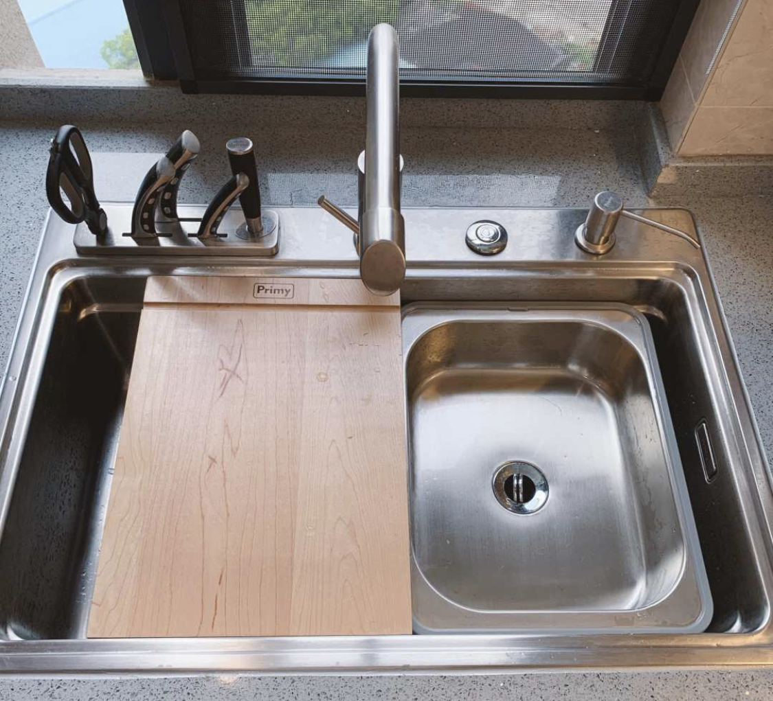 装修水槽这里还能装些什么,水槽底下怎么样才能既美观又实用