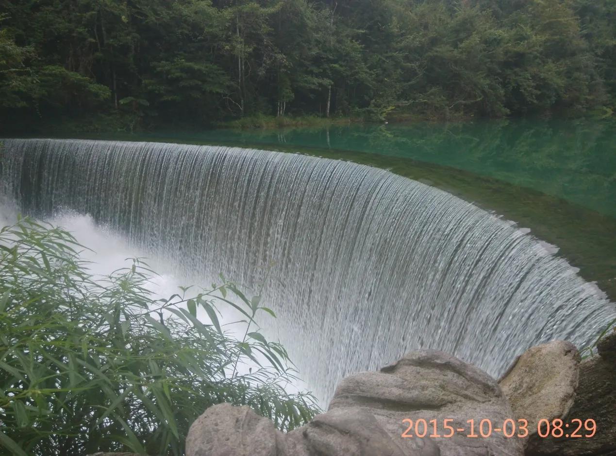 黄果树荔波小七孔苗寨镇远两日游,千户苗寨梵净山黄果树三日游