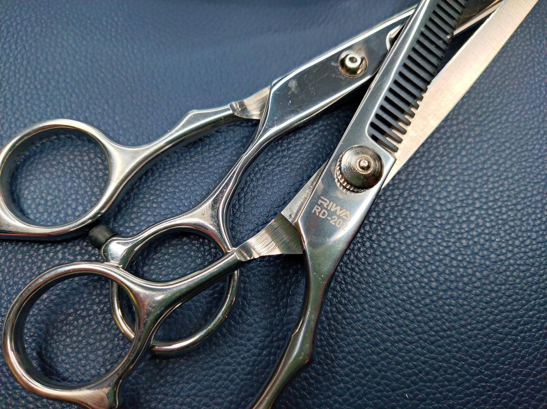 理发店不开门制作视频,理发店不开门教程