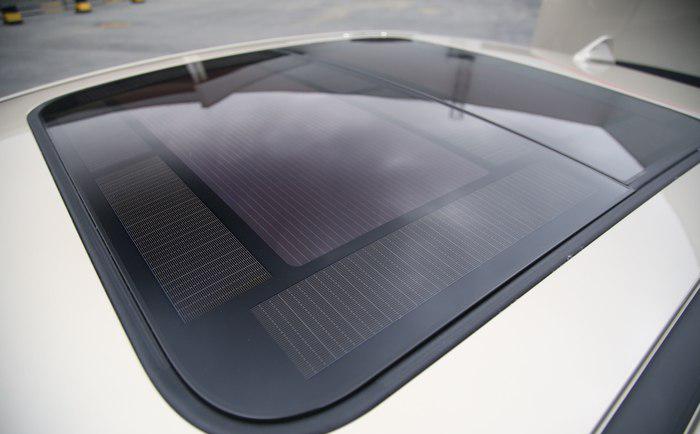 明明可以靠脸吃饭偏偏要靠实力,明明可以靠脸吃饭却要靠实力小说