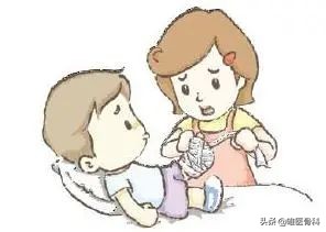 小孩崴着脚筋了怎么办,孩子崴脚时穿的鞋子怎么处理