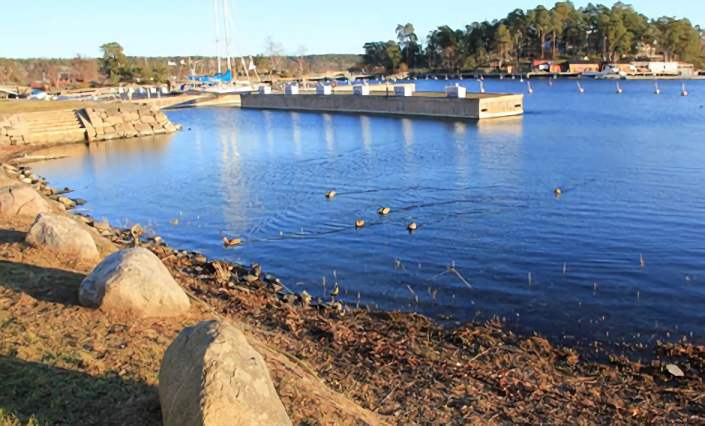 康有为逃亡海外时，曾花巨资在瑞典买了一座小岛，现在怎么样了？