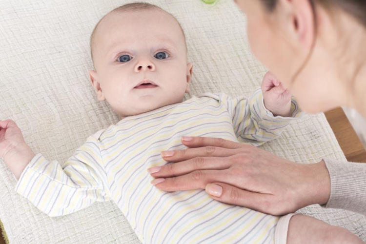 哺乳期结束要排残奶吗,母乳自己没有了需要排残奶吗