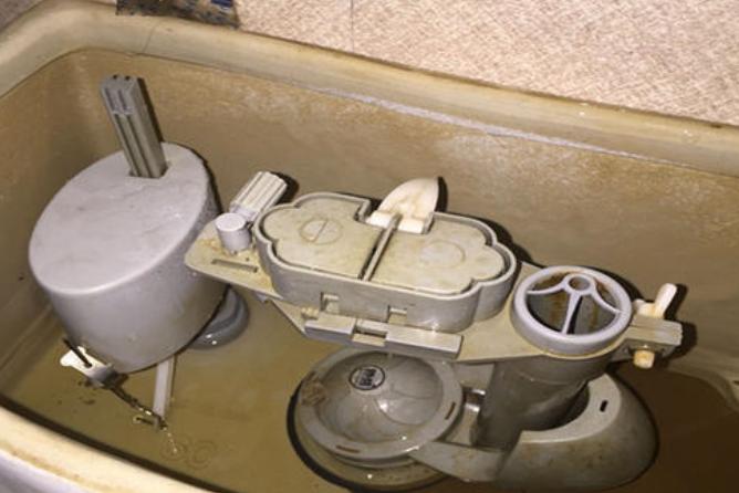 马桶漏水该找谁,马桶漏水找谁