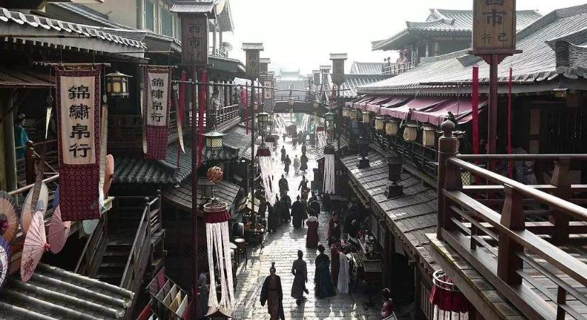 你见过铜镜里的LV吗?深藏古墓的盛唐宝镜,连皇帝送礼都爱选它