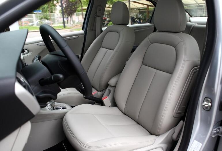 2018年的爱丽舍手动挡值得买吗,省油耐用二手车1万以下推荐