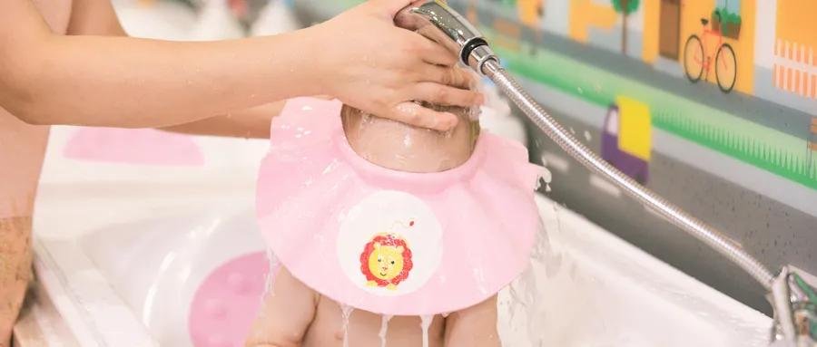 育婴师给婴儿洗澡步骤教程,3个月宝宝洗澡的正确方法和步骤