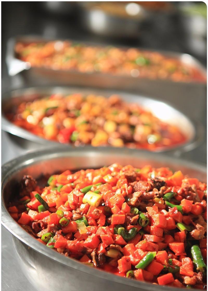 吃在“远航大酒楼”,绵阳学生的最高伙食标准