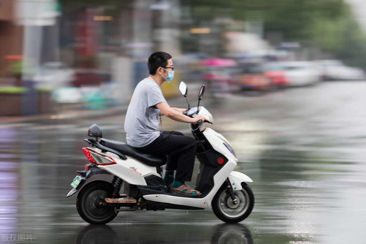 买电动车汽车最重要要考虑什么,电动车哪个品牌车好开些