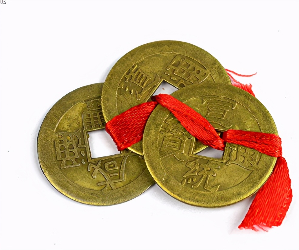 中国尿盆在美国高价热卖!放红酒当果盘,外国人这么好骗吗哈哈哈