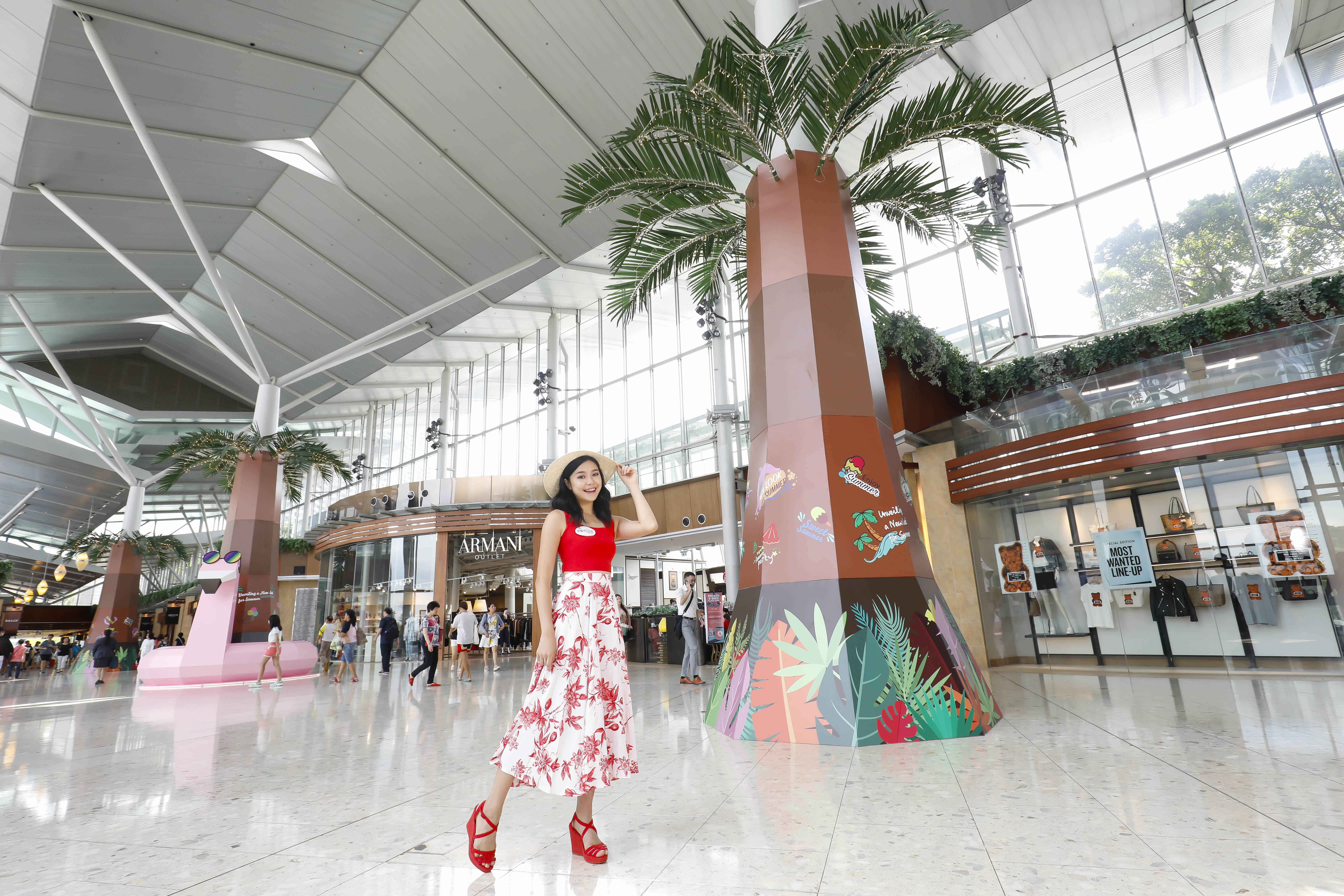 东荟城名店仓lululemon,异国风情打卡区